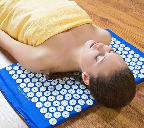 Кузнетсов апликатор са цервикалном остеохондрозом